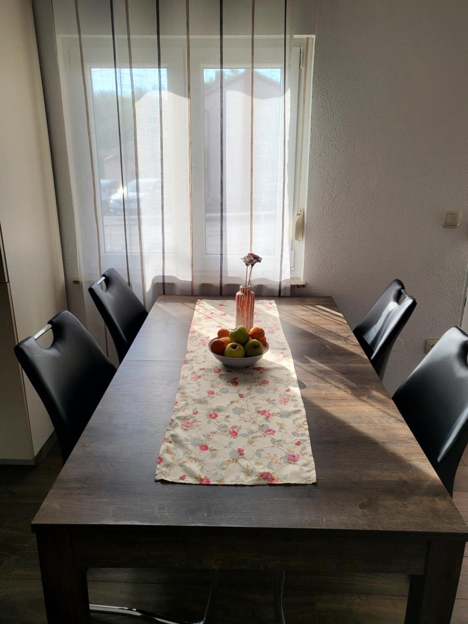 Apartmani Manda Омишаль Экстерьер фото